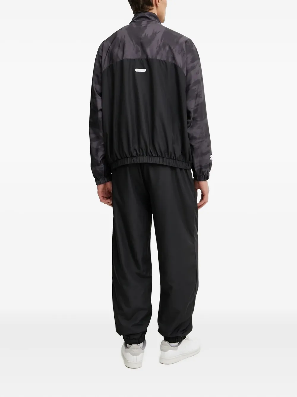 Ea7 Emporio Armani logo tracksuit Zwart