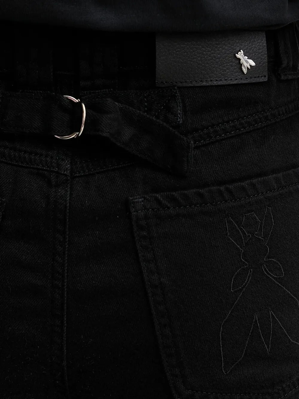 Patrizia Pepe Embroidered-logo Frayed Short Shorts In Black