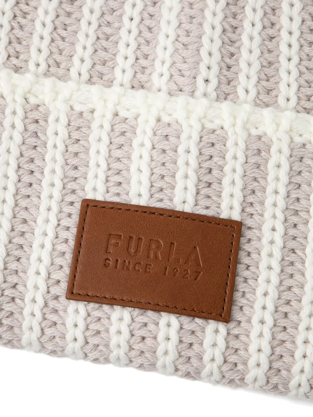 Furla striped logo-patch beanie - Beige