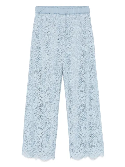 D.Exterior lace trousers