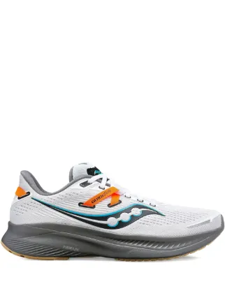 Saucony