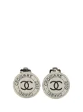 CHANEL Pre-Owned 2000 Silver Cruise CC Logo Disc Clip on Earrings costume earrings