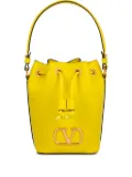 Valentino Garavani VLogo drawstring bucket bag - Yellow