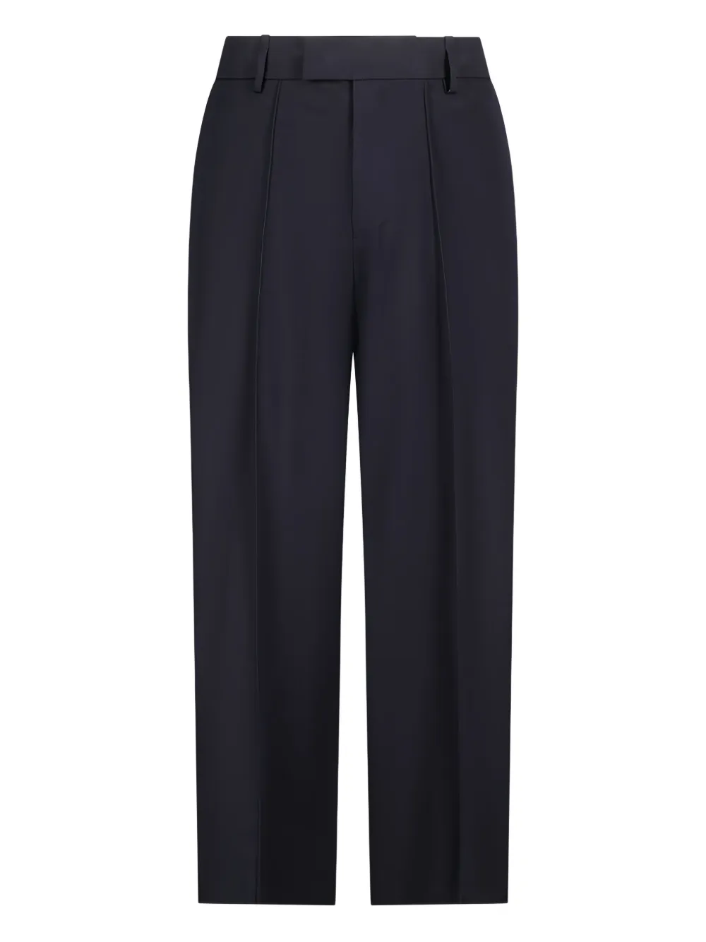 pleated trousers