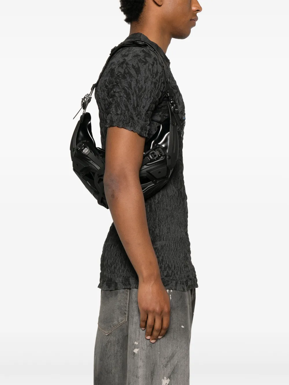 Innerraum small Object M02 Half Moon shoulder bag | Men | Image 2