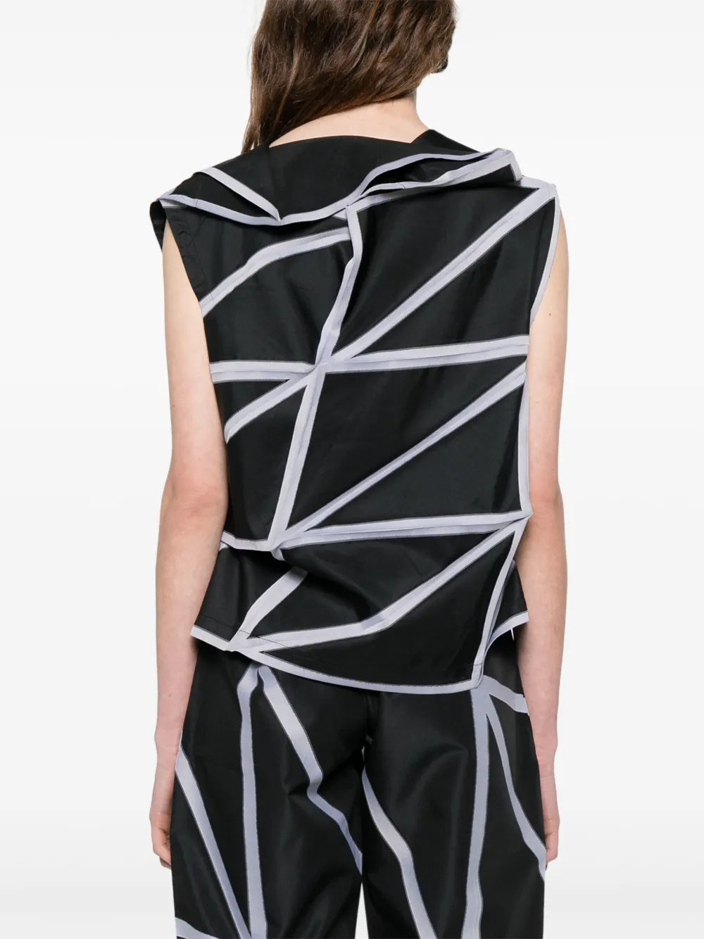 132 5. Issey Miyake NO.5 top met jacquard Zwart