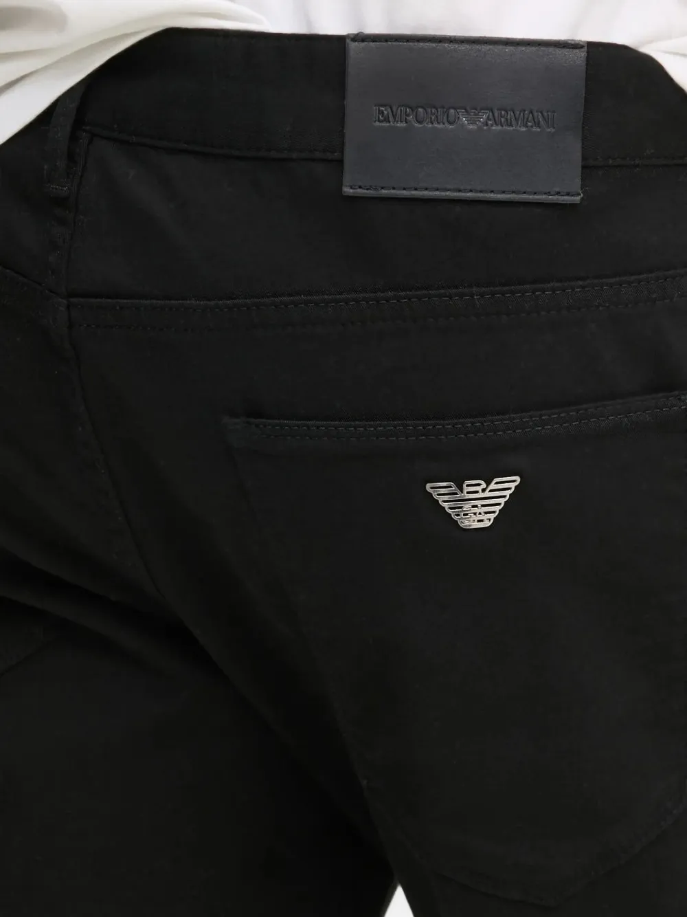 Emporio Armani logo-patch jeans Zwart