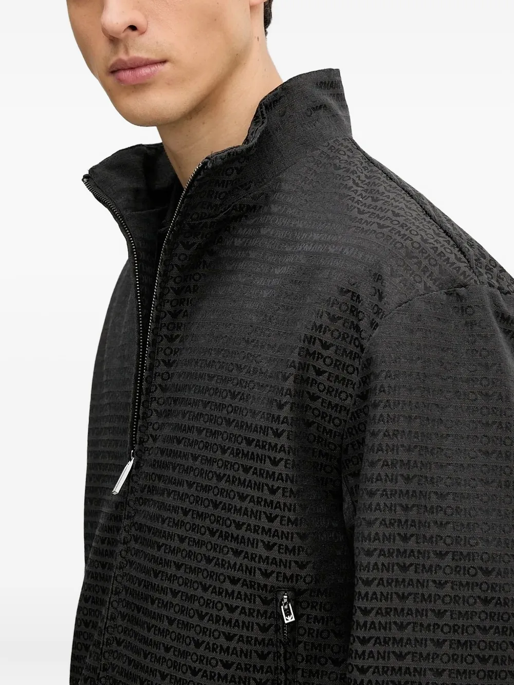 Emporio Armani logo-print zip-up jacket Zwart