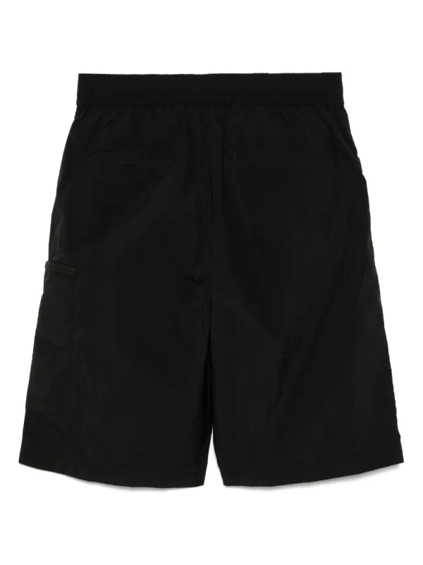 Izzue ロゴパッチ ショートパンツ | ブラック | FARFETCH JP