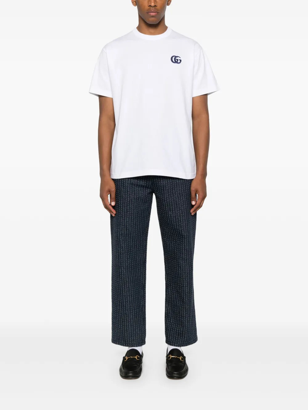 Gucci playera con logo bordado GG | Playeras | Image 2