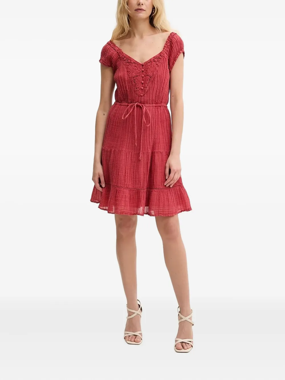 GUESS USA Eco Ciel crochet-trimmed tiered mini dress Rood