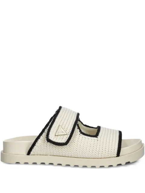 GUESS USA Fadenna flat sandals