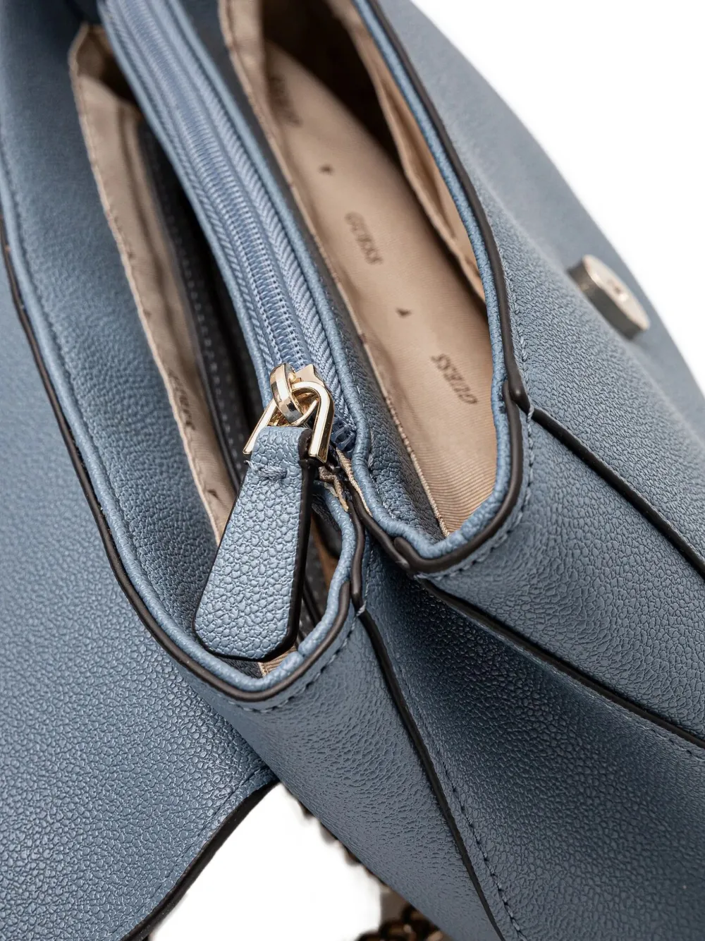 GUESS USA Handtas met kettingdetail en omslag Blauw