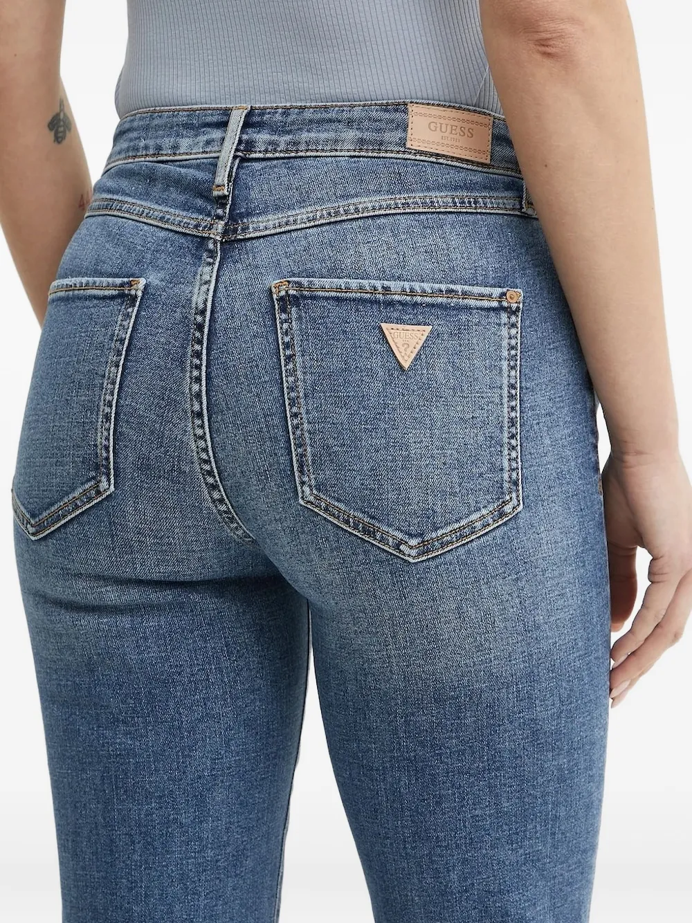Guess Usa Logo-patch Straight-leg Jeans In Blue