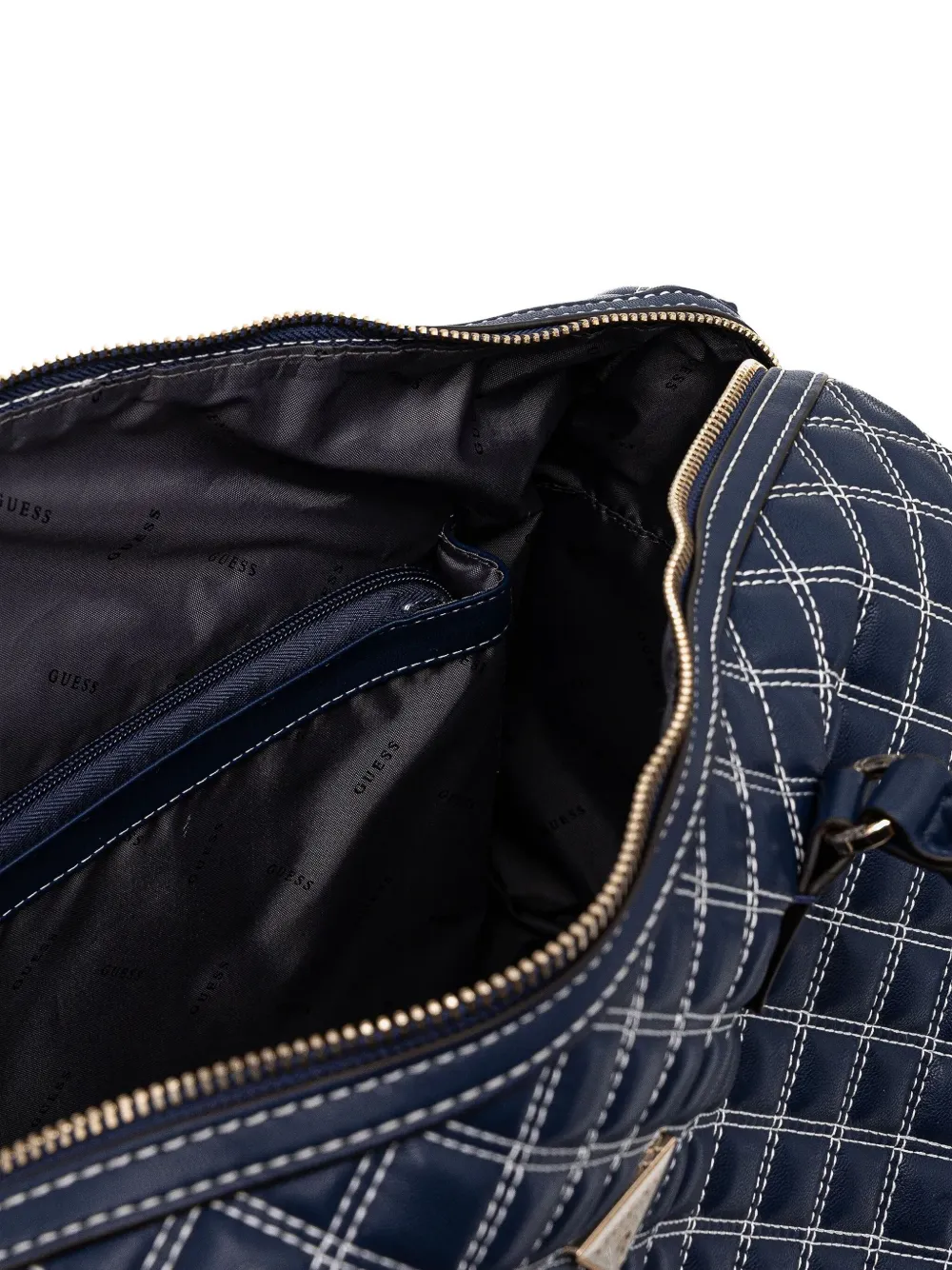 GUESS USA Cruise Vibe quilted weekender Blauw