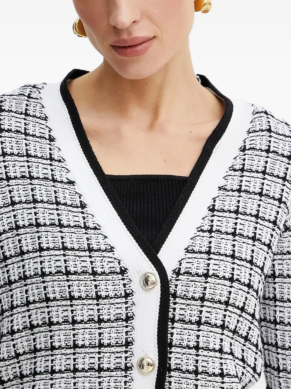 Guess Usa Checked Buttoned Cardigan In White