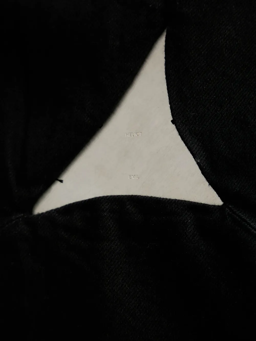 HELIOT EMIL Shirtjack met driehoekig detail Zwart
