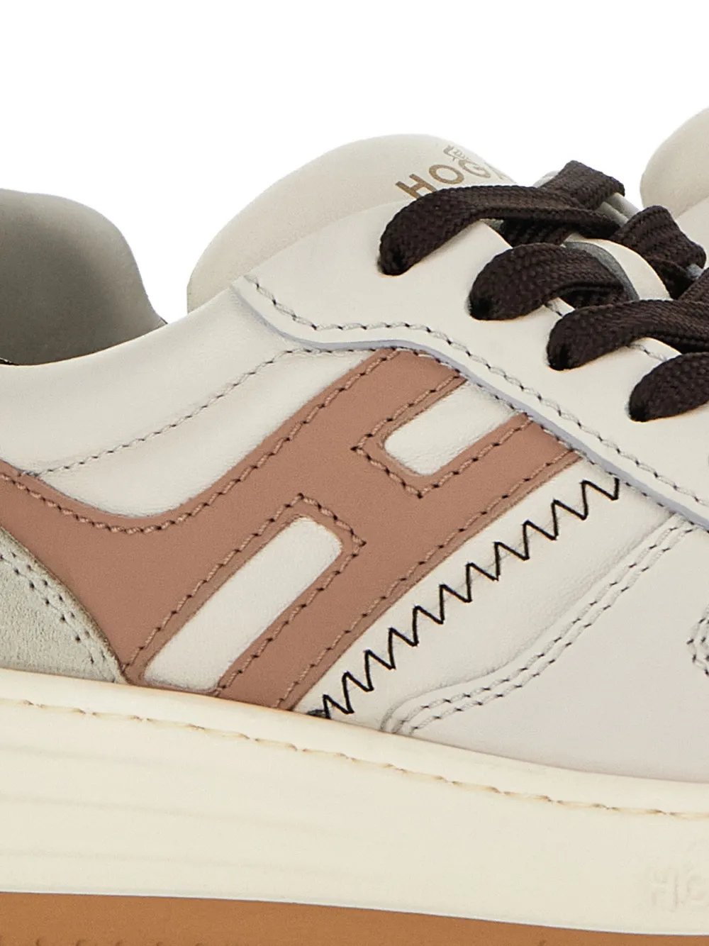 H630 Sneakers