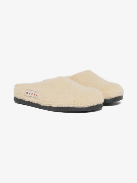 Marni Kids slip on-sandaler med bamsetekstur