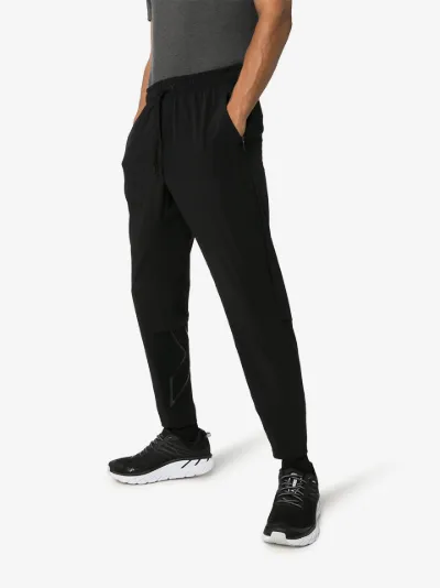 2xu track pants