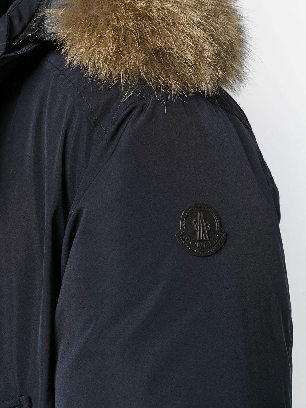 фото Moncler парка 'river '