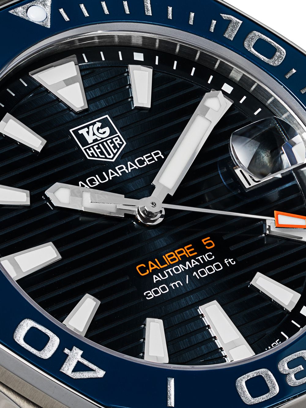 фото Tag heuer часы 'aquaracer calibre 5' 41мм