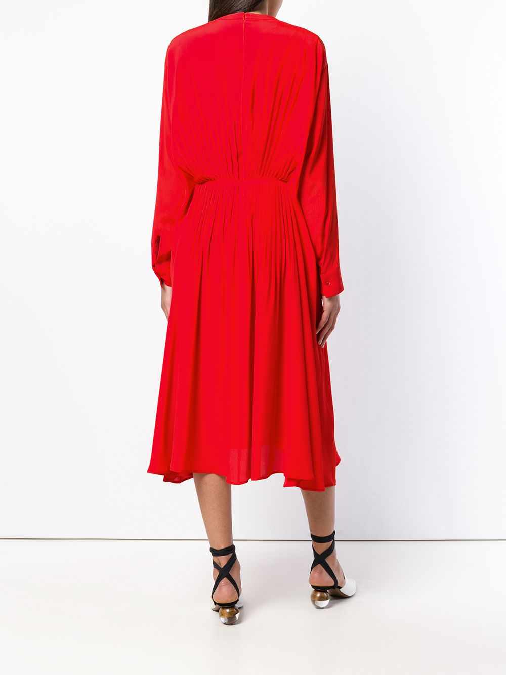 фото Cédric charlier pleated crepe de chine dress