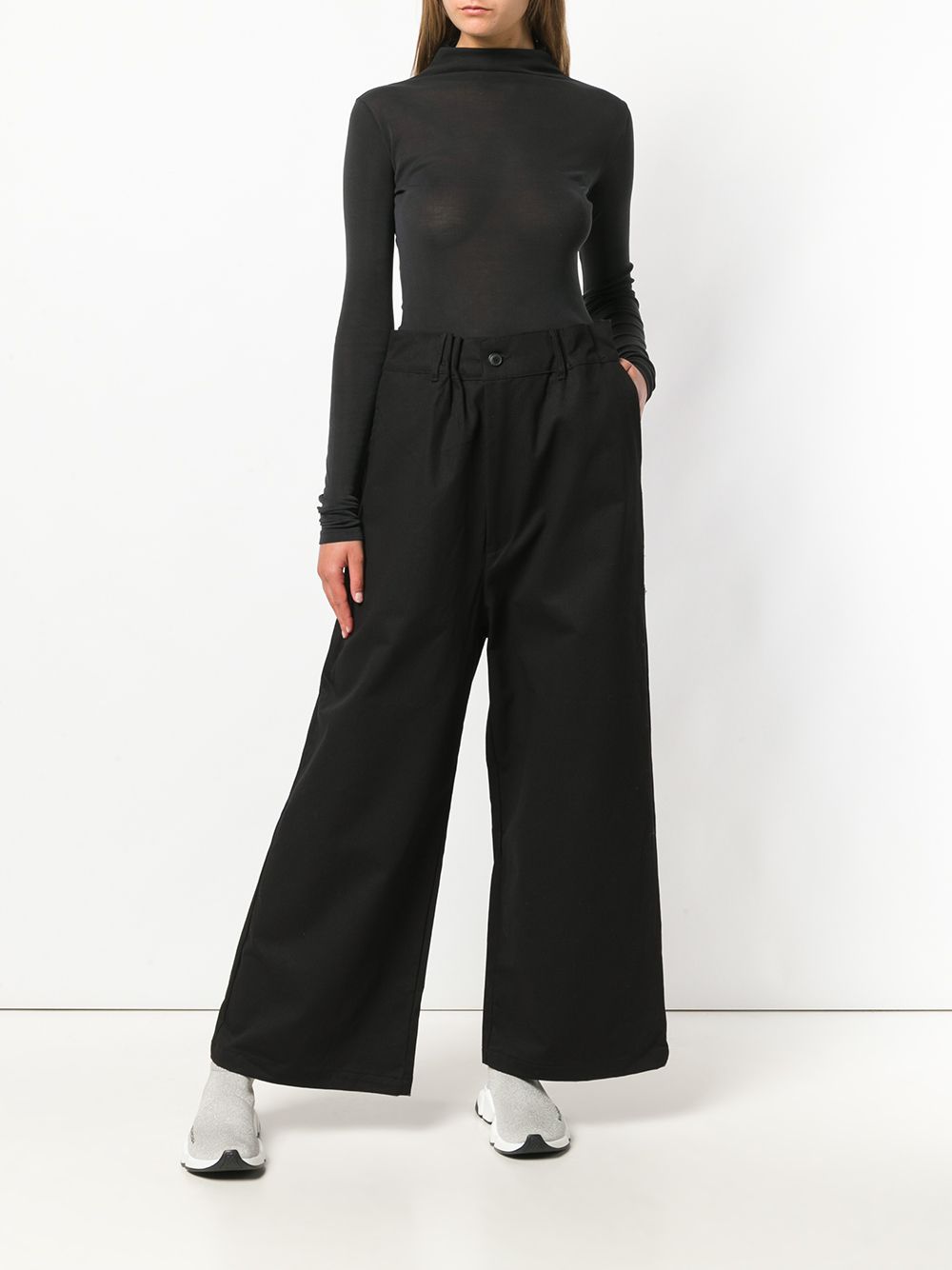 фото Yuiki shimoji wide leg trousers