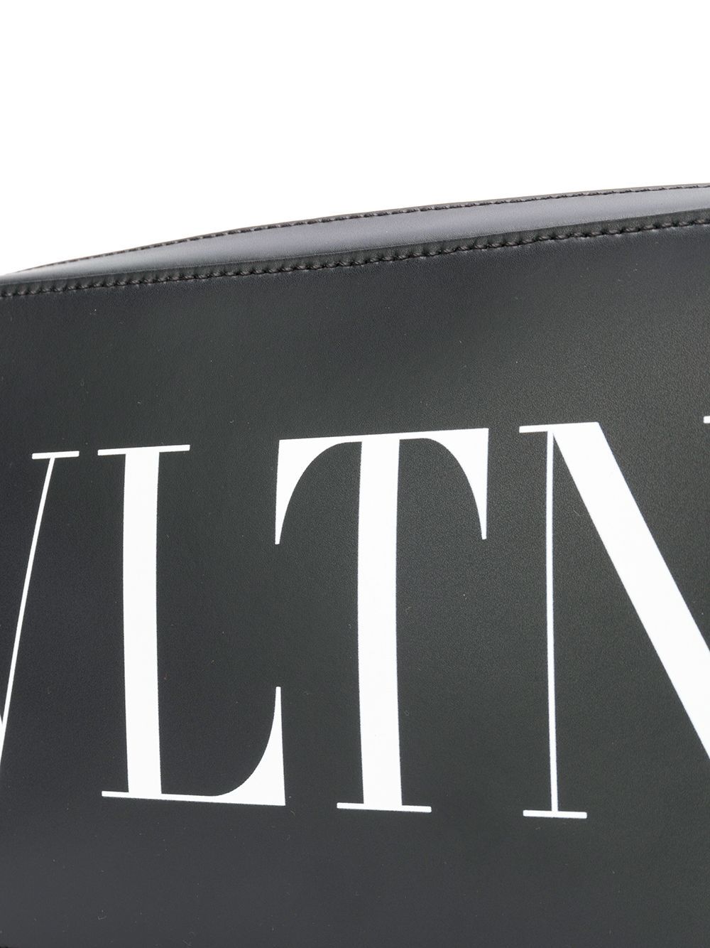 фото Valentino сумка через плечо с логотипом vltn