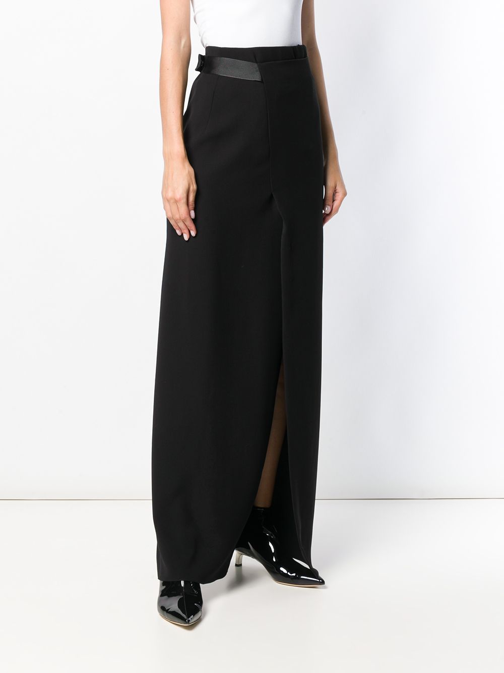 фото Poiret front slit skirt