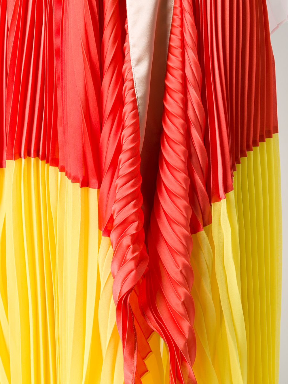 фото Sacai плиссированная юбка дизайна колор-блок