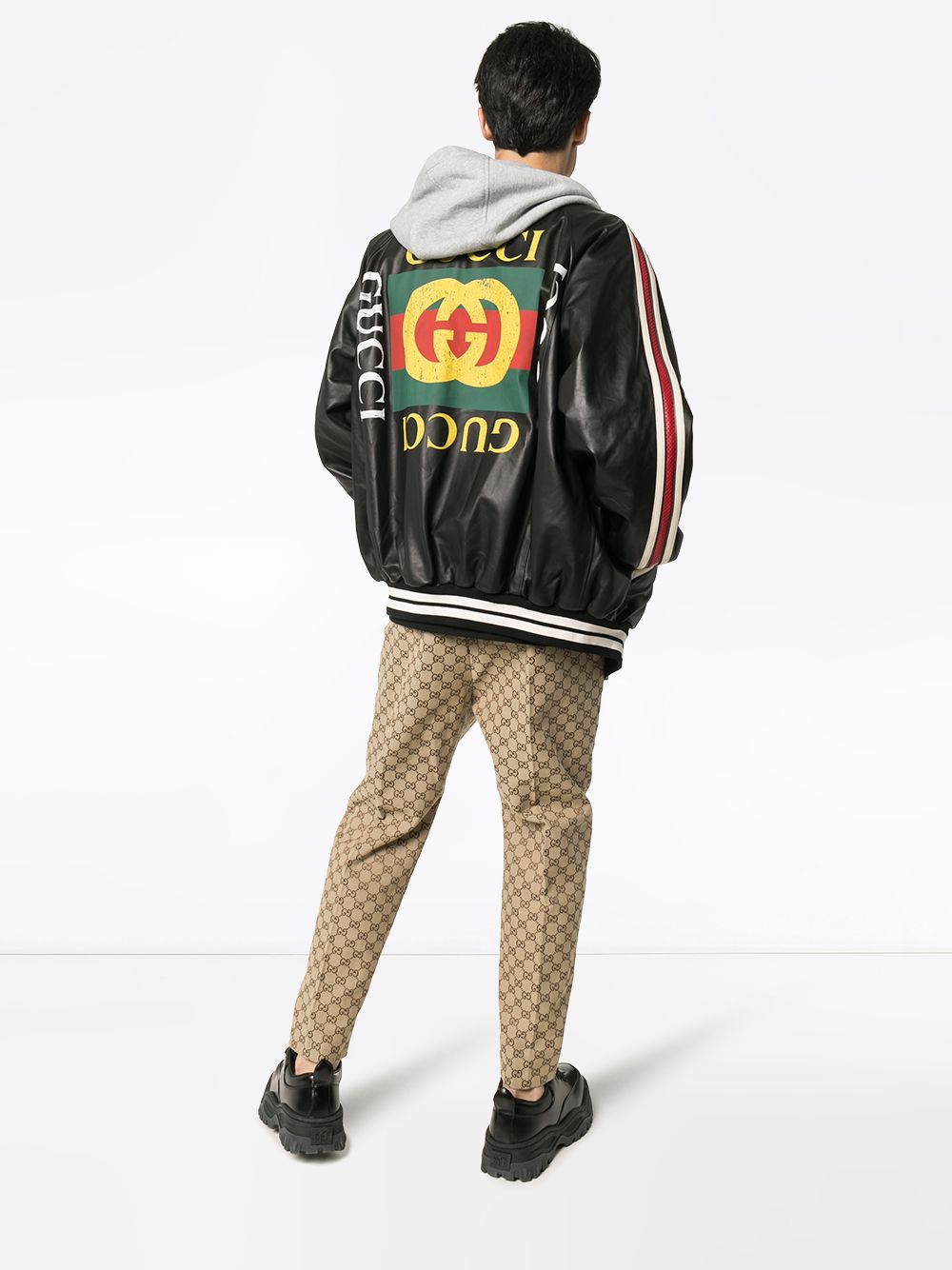 фото Gucci бомбер с капюшоном и логотипом