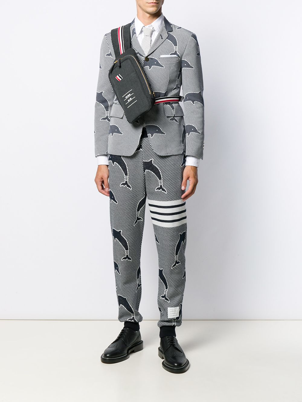 фото Thom browne поясная сумка paper label