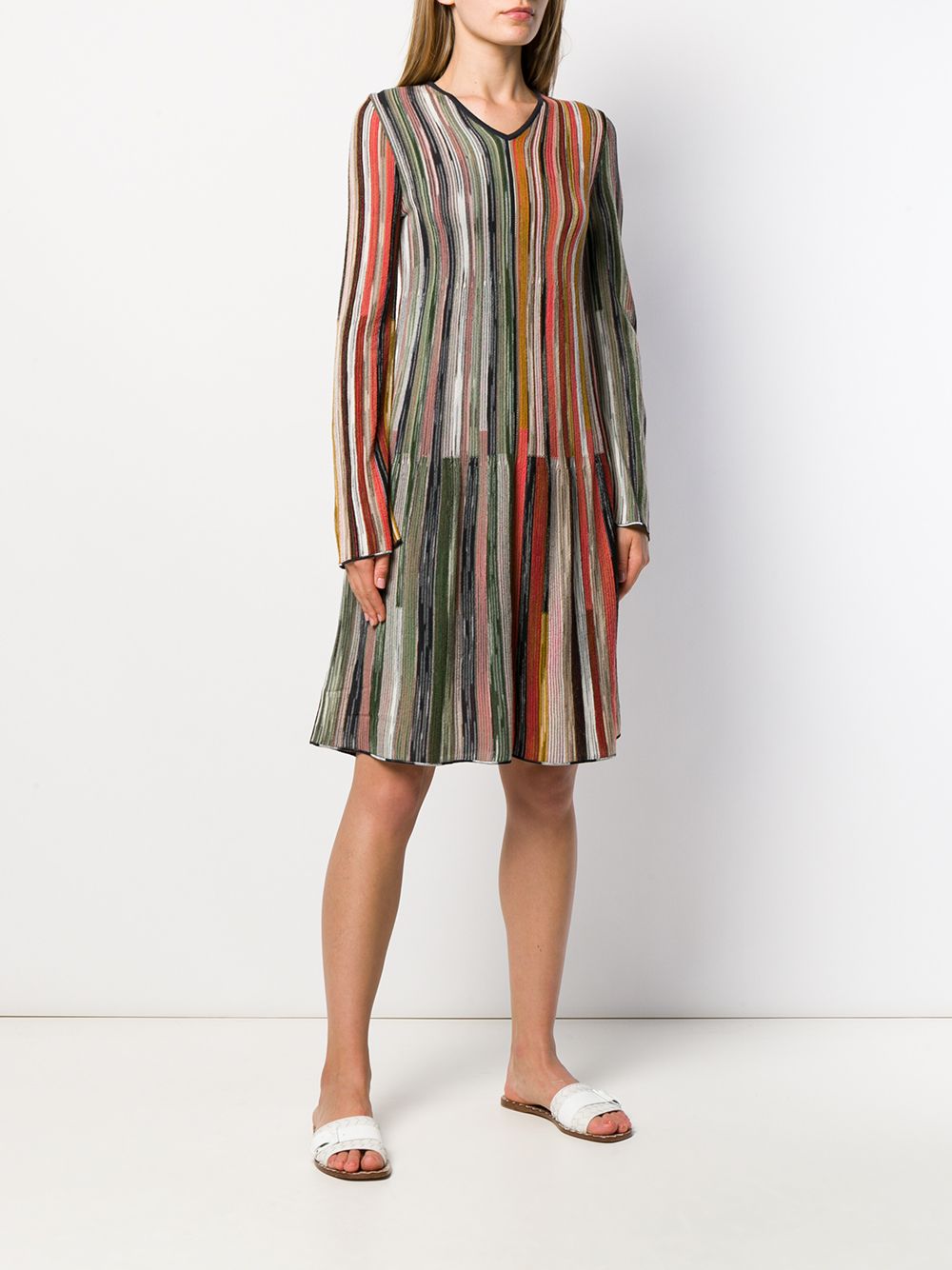 фото M missoni трикотажное платье в полоску