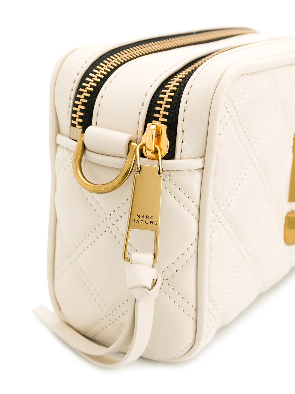 фото Marc jacobs сумка на плечо the quilted softshot 21