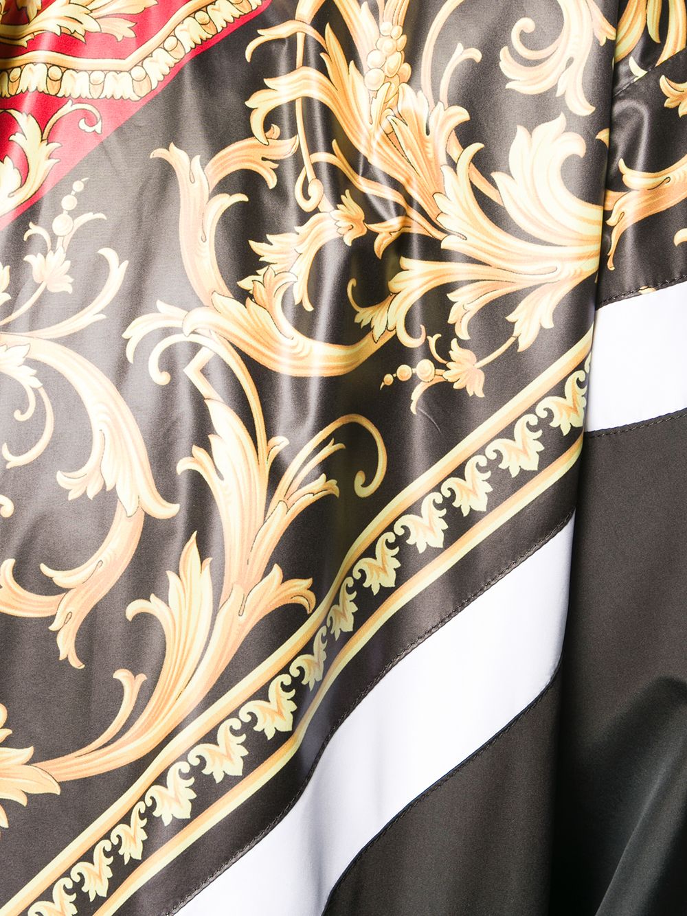 фото Versace куртка на молнии с принтом baroque