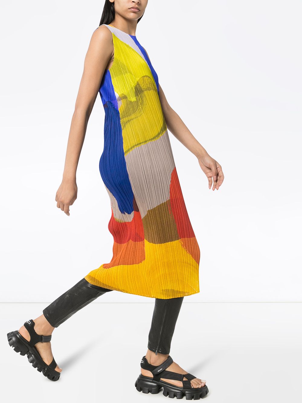 фото Pleats please issey miyake плиссированное платье миди energetic с абстрактным принтом