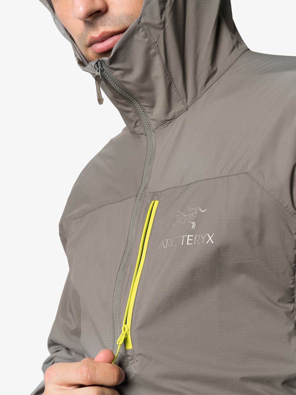 фото Arc'teryx куртка squamish с капюшоном