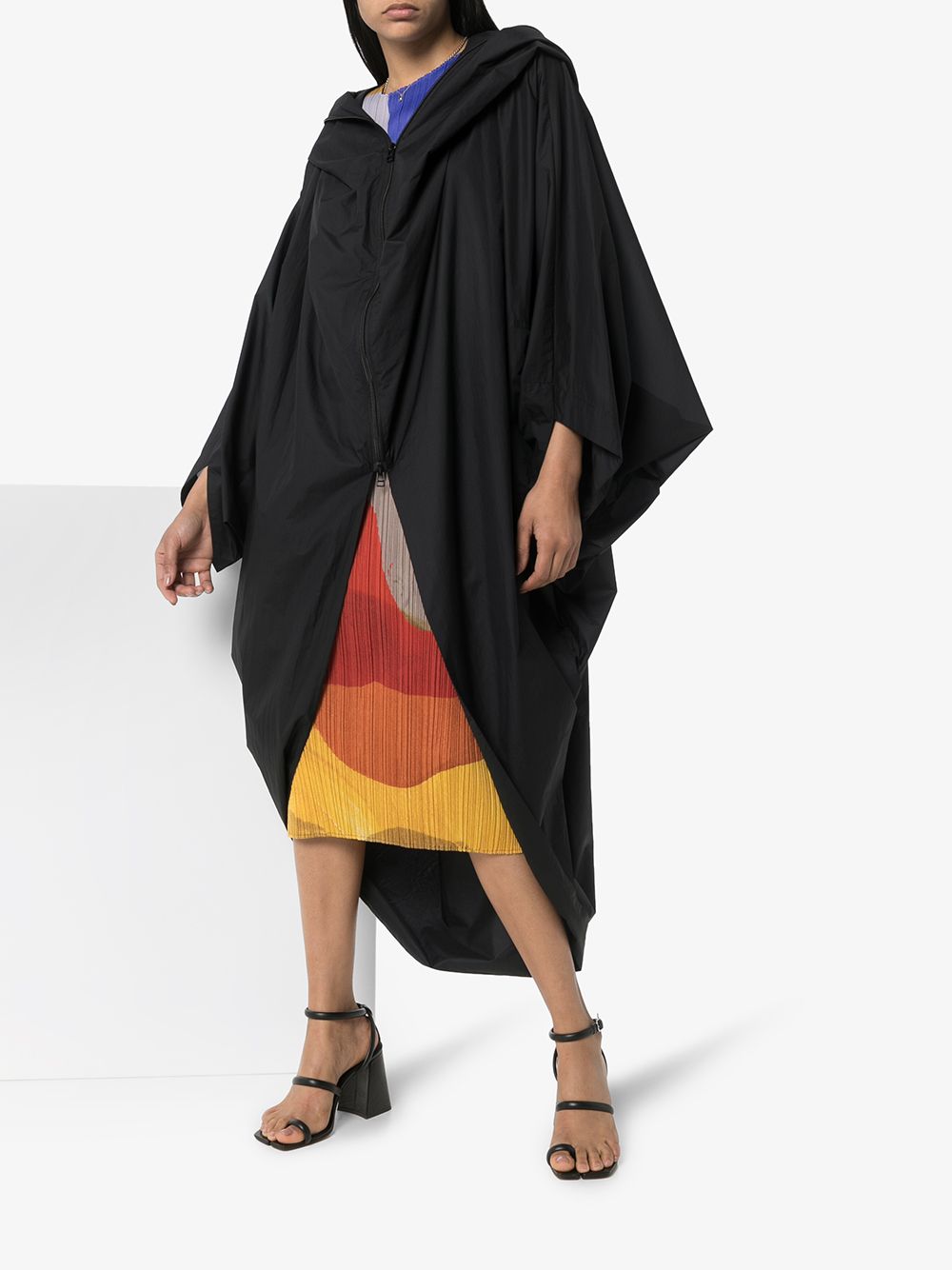 фото Issey miyake длинный кейп оверсайз