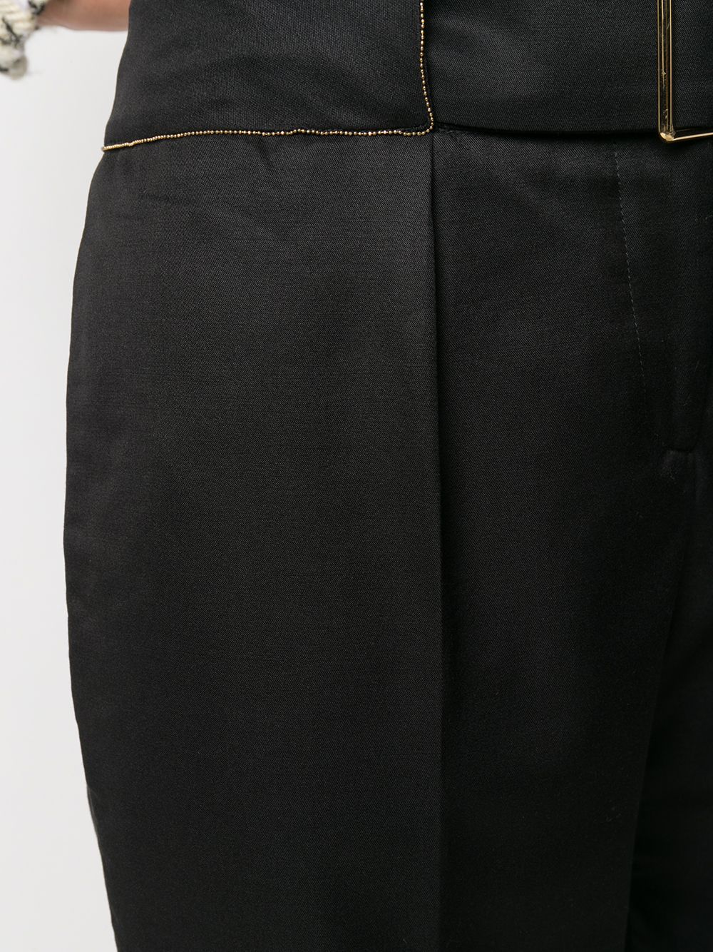 фото Chanel pre-owned tapered belted trousers