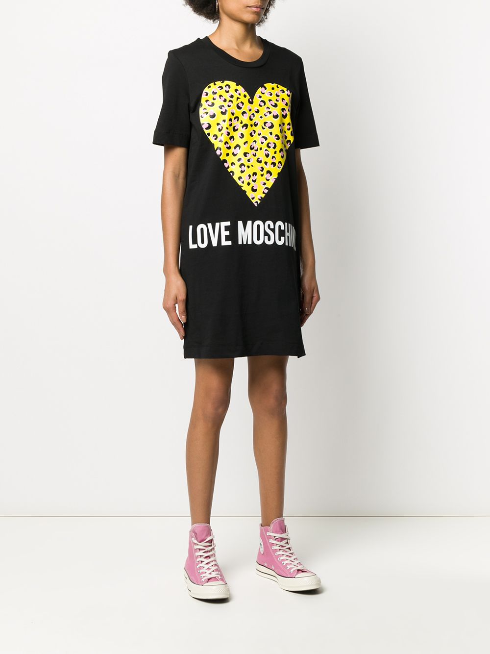 фото Love moschino платье-футболка с леопардовым принтом