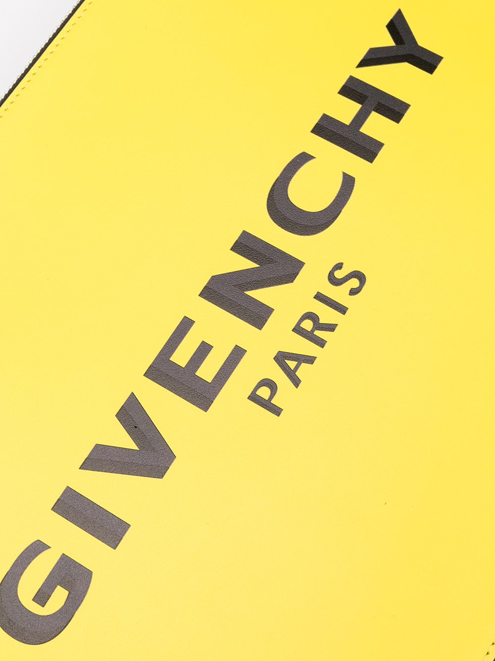 фото Givenchy клатч с логотипом