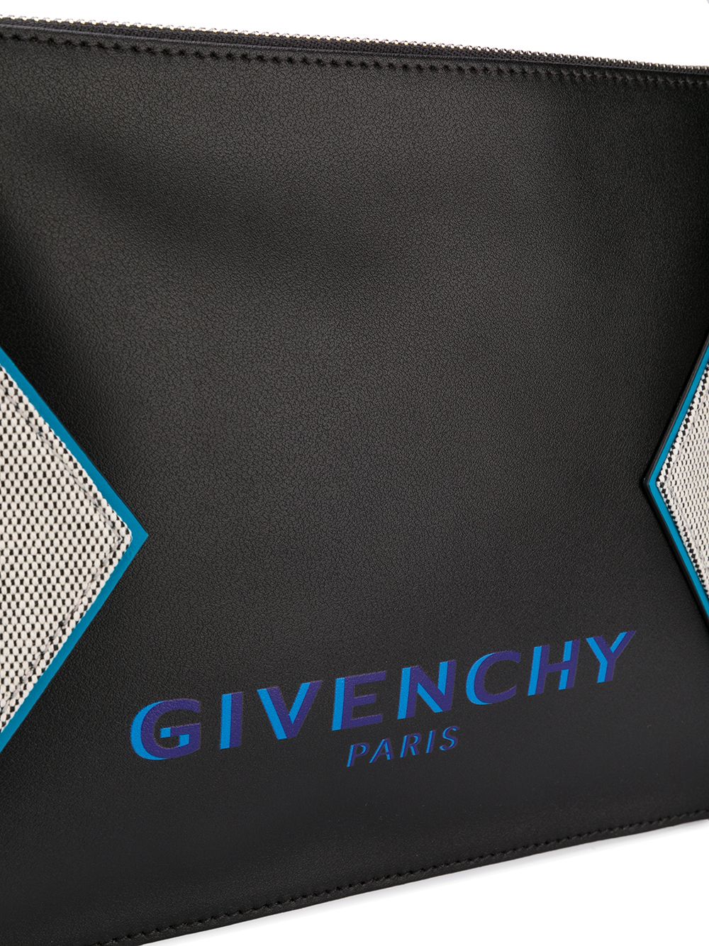 фото Givenchy клатч с логотипом