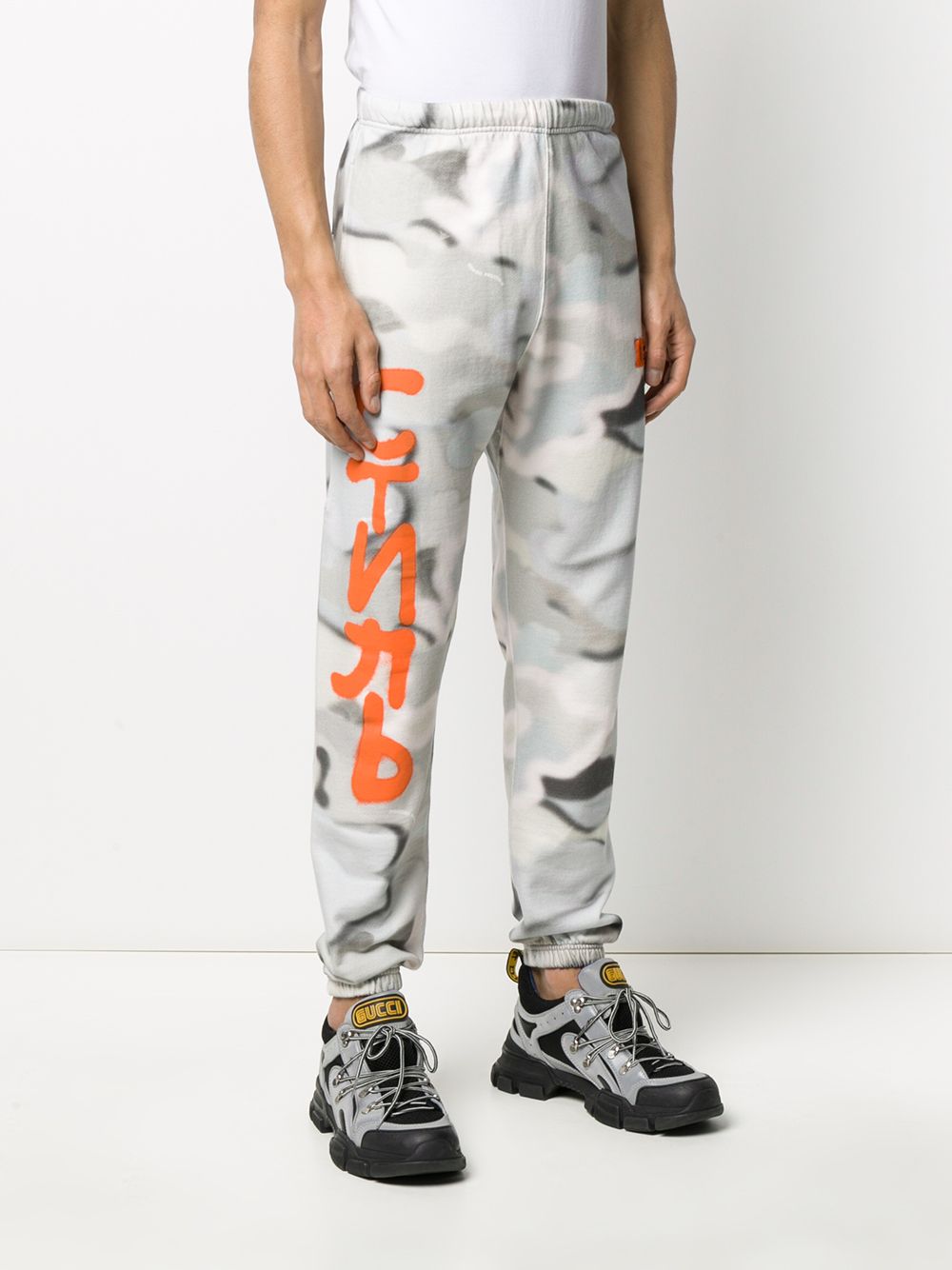 фото Heron preston спортивные брюки с камуфляжным принтом