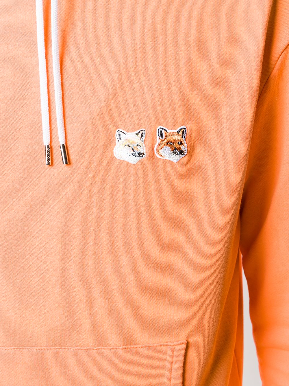 фото Maison kitsuné худи с нашивкой double fox head