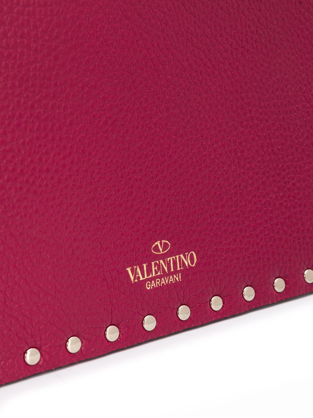 фото Valentino клатч rockstud