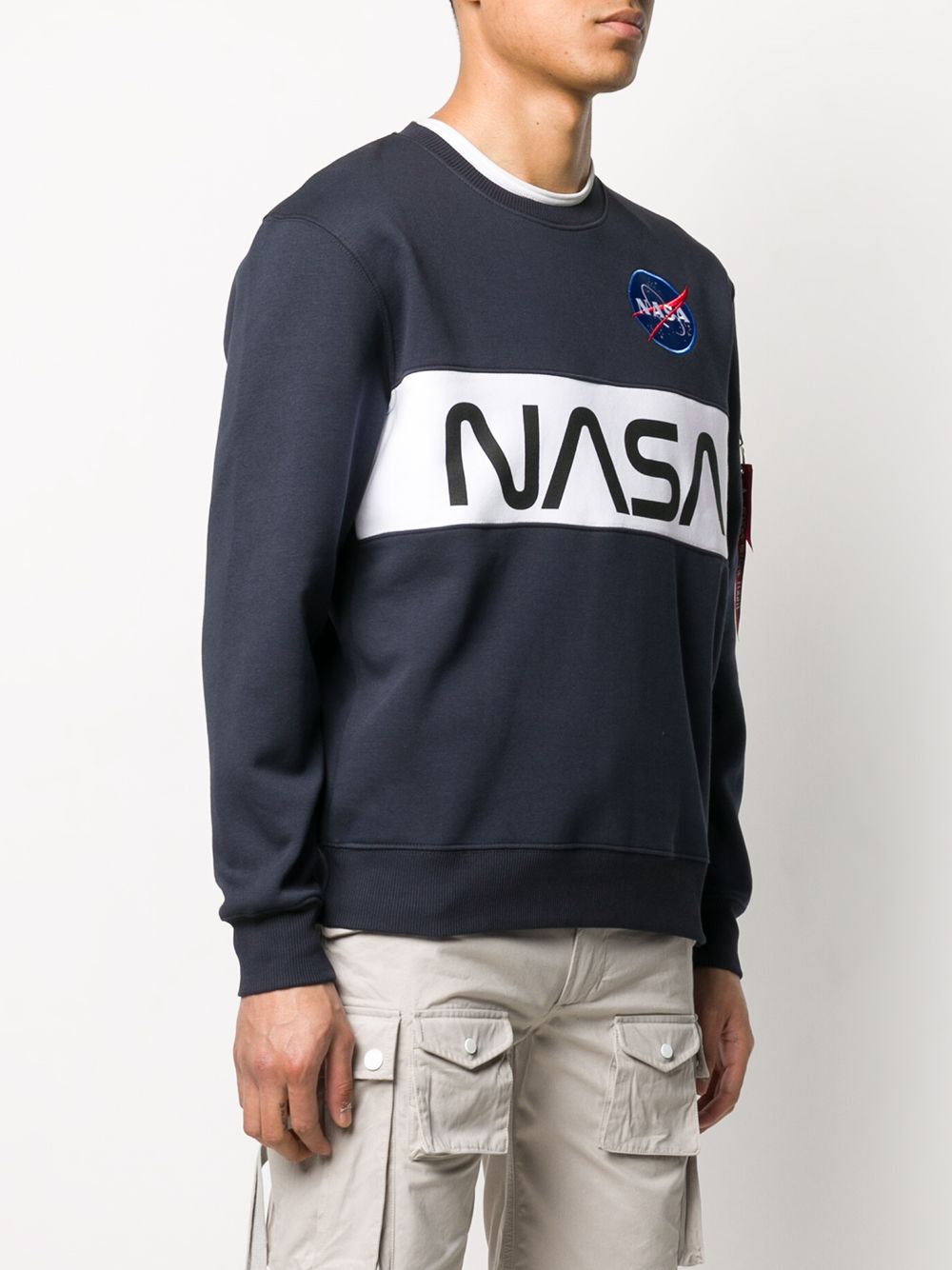 фото Alpha industries толстовка из коллаборации с nasa