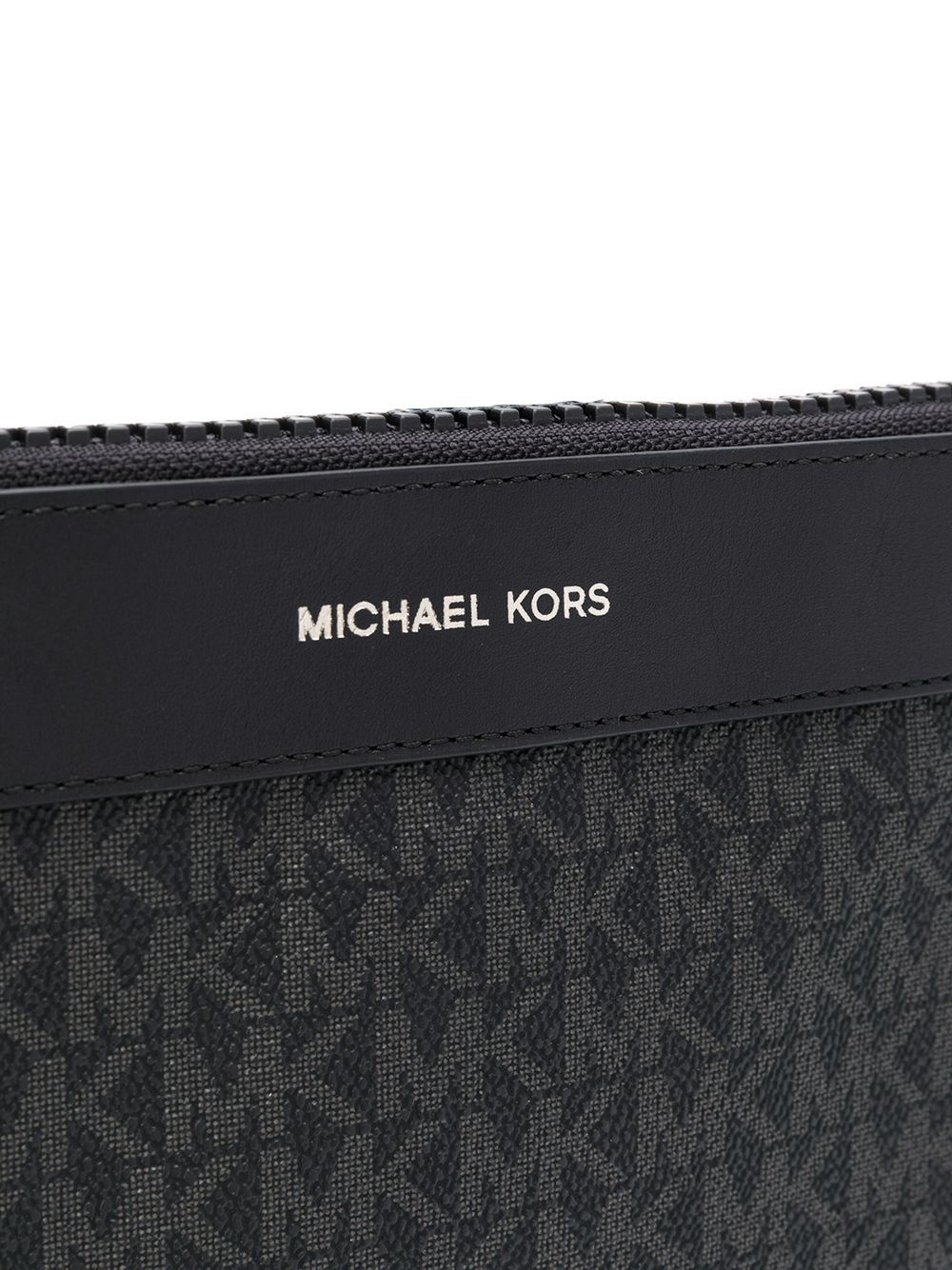 фото Michael kors клатч на молнии с логотипом