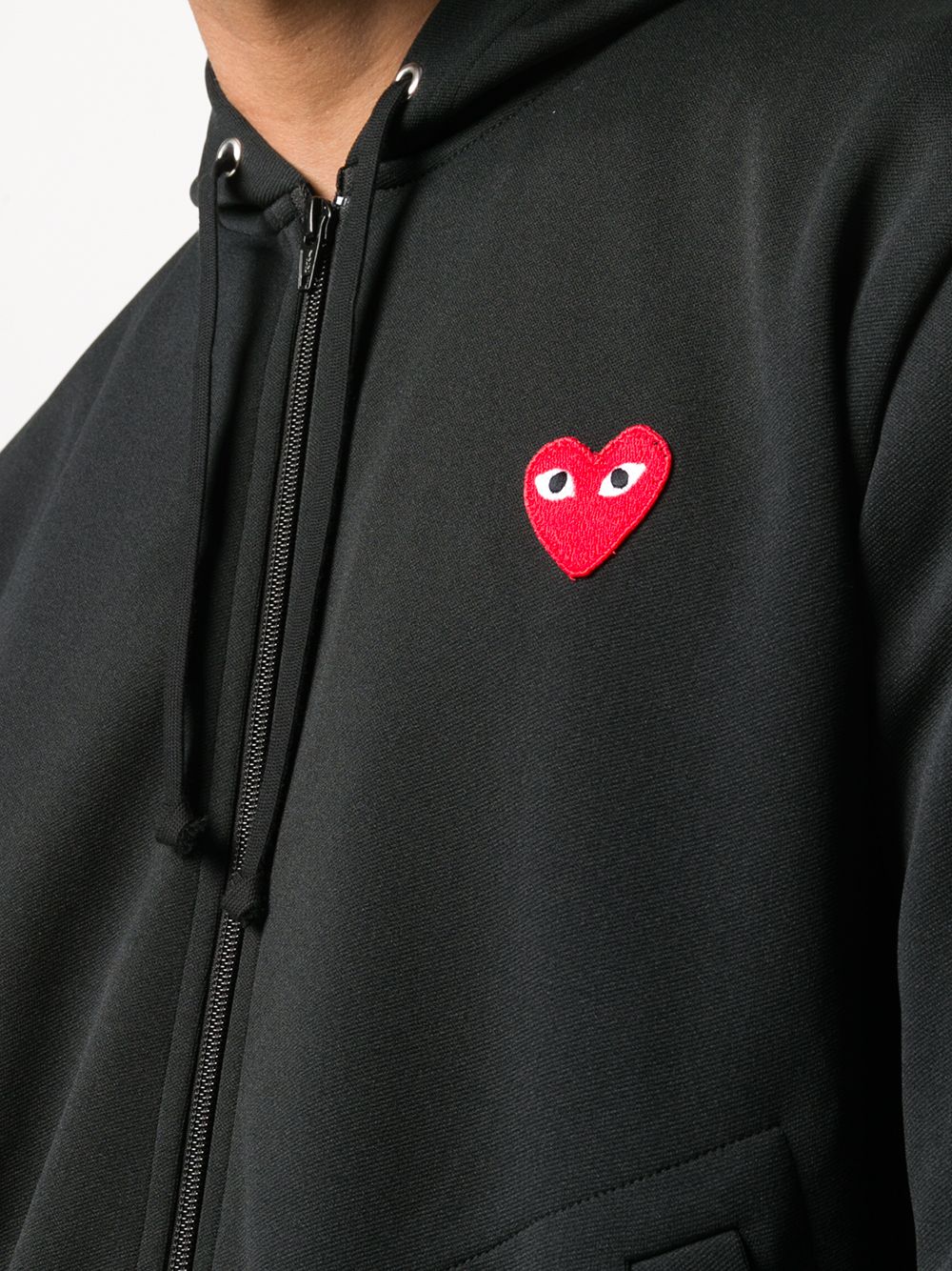 фото Comme des garçons play худи на молнии с нашивкой