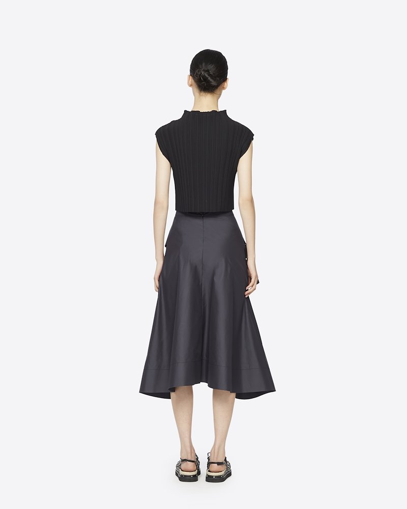 Ruffle Front Skirt-black #0 Ruffle Front Skirt, If you like, put a ruffle on it. 3.1 Phillip Lim makes sure you want to secure this black stretch-cotton midi skirt by adding a ruffle to the front. Show it how you like it. Featuring a ruffle trimming, a high rise, a back zip fastening, an asymmetric hem and a mid-length. - 2